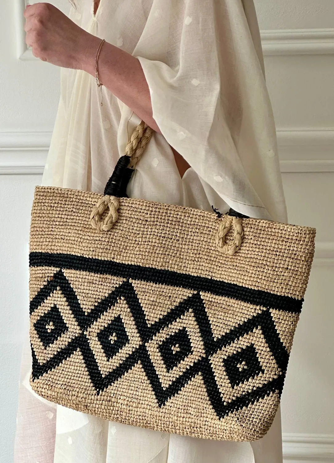 CATARZI - Port bag in Natural/black
