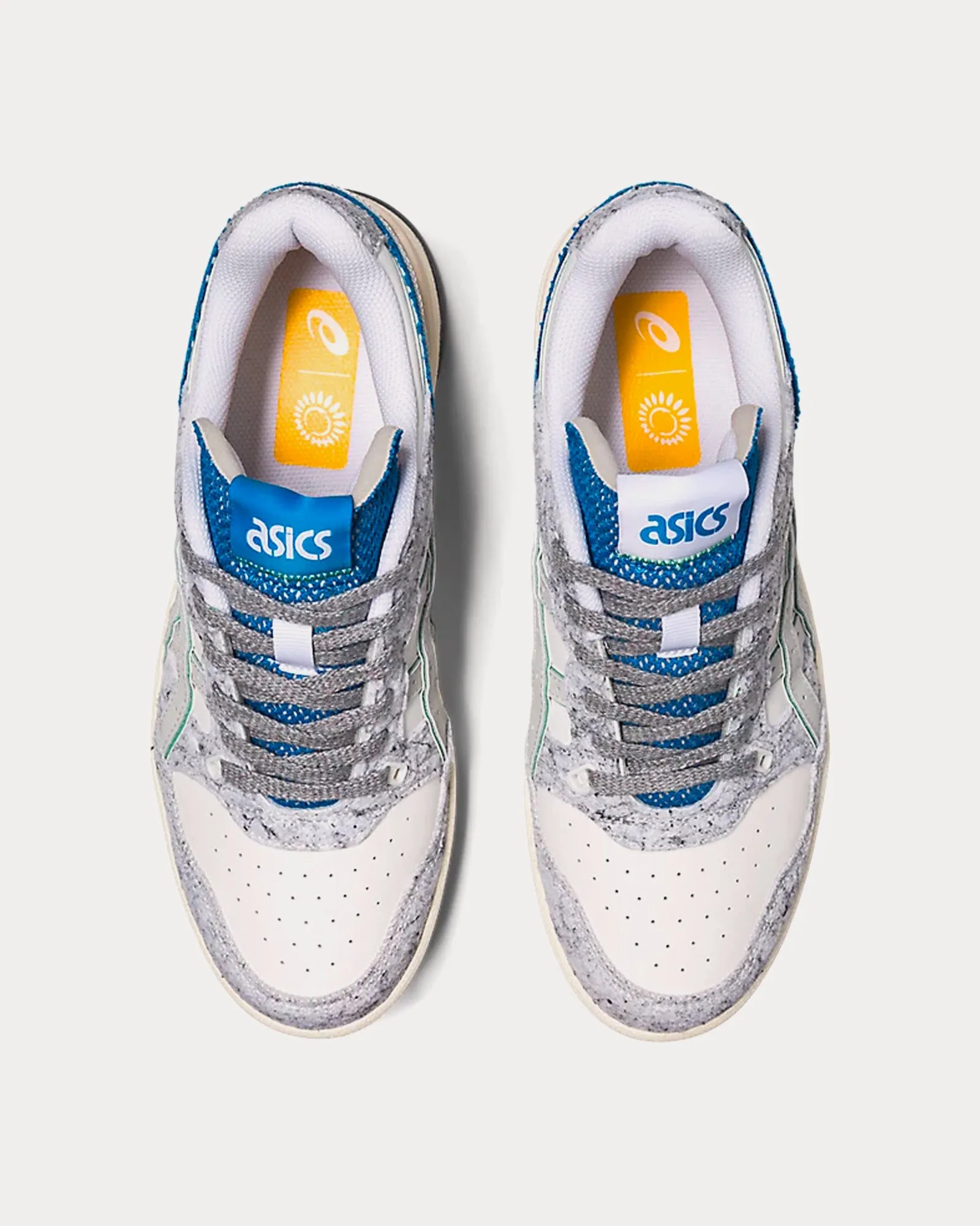 EX89 White / Dolphin Blue Low Top Sneakers