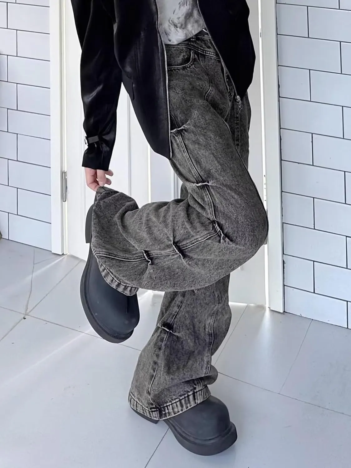 Flared Jeans for Men Mid Waist Stretch Slim Fit Pleated Y2K Streetwear Denim Pants Casual Loose Fit Hip Hop Jeans