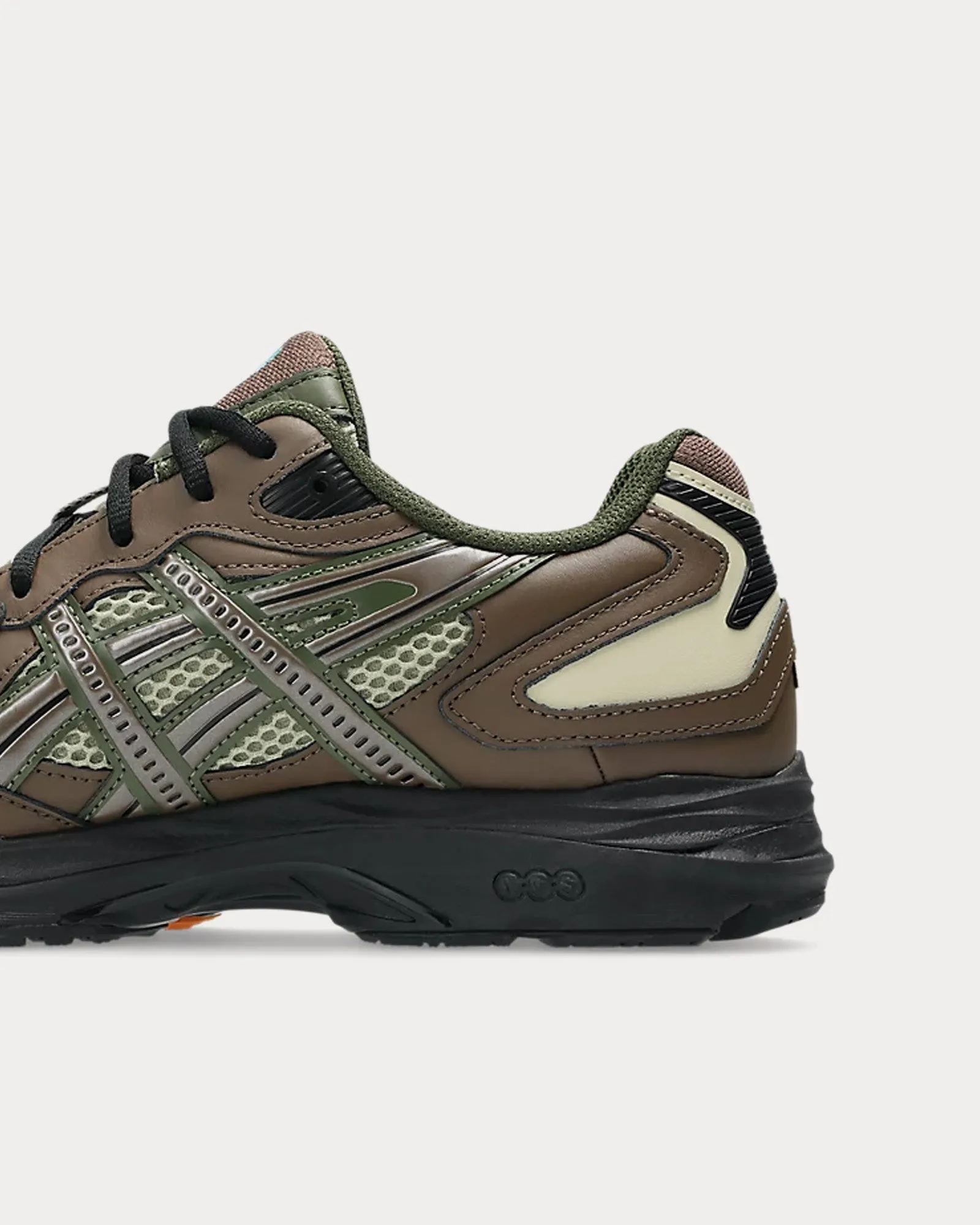 Gel-K1011 Khaki / Clay Canyon Low Top Sneakers