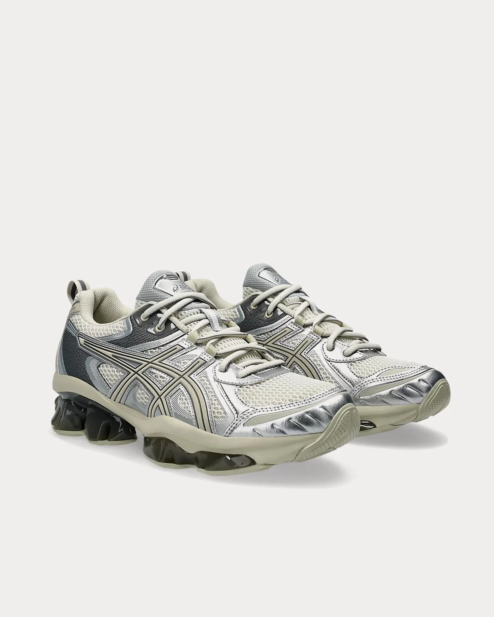 Gel-Quantum Kinetic White / Light Dust Low Top Sneakers