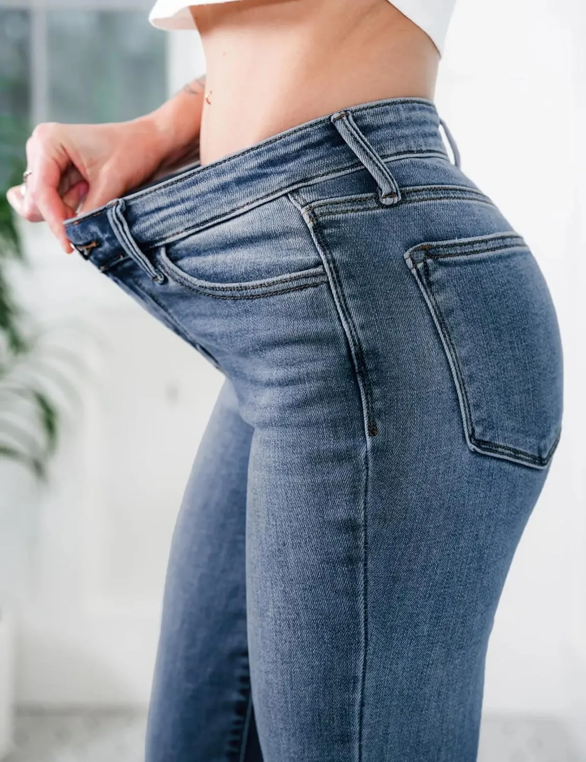Oprah's Favorite Jeans Baggy Jeans High Waisted Wide Leg Straight Stretchy Denim Pants with Patch Pockets