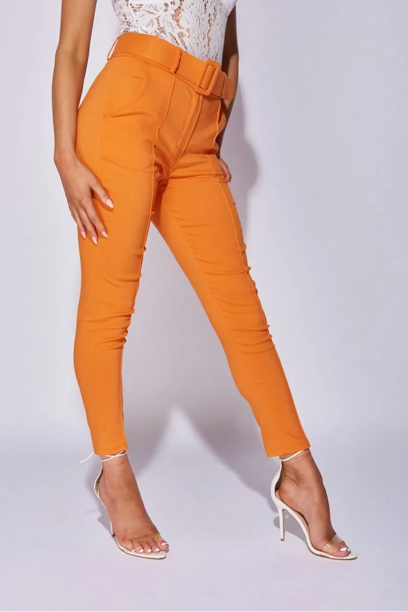 Orange Wide Buckle Belt Pintuck Tapered Trousers