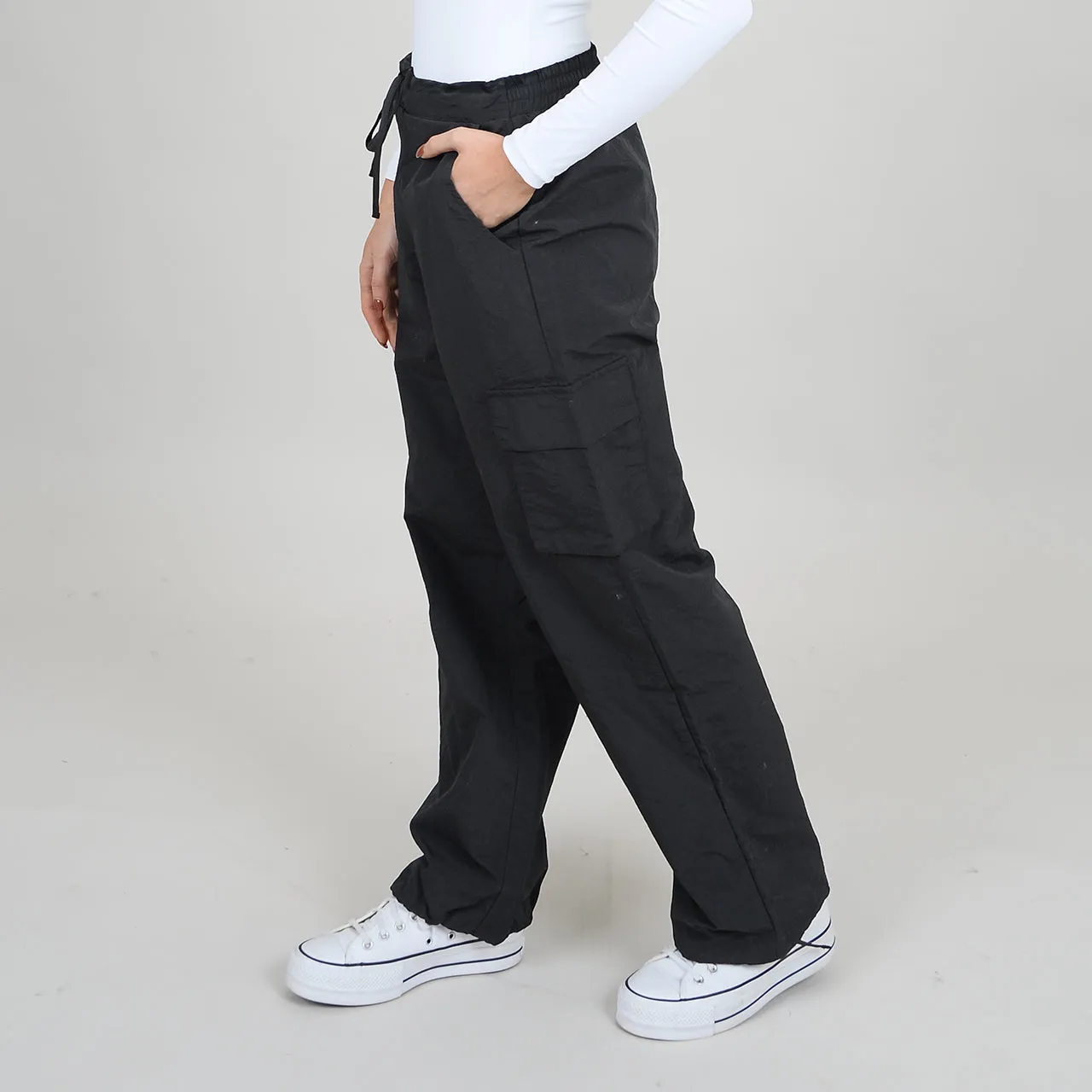 RD STYLE WOMEN'S STACIA NYLON CARGO POCKET PANT-BLACK, DUNE