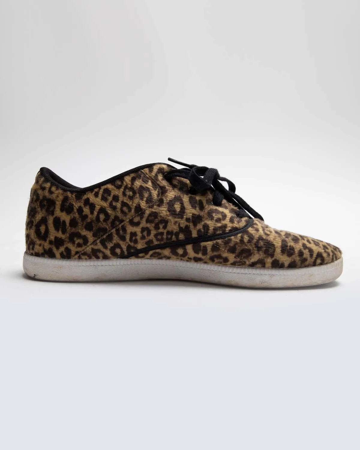 Reebok leopard print skate style trainer